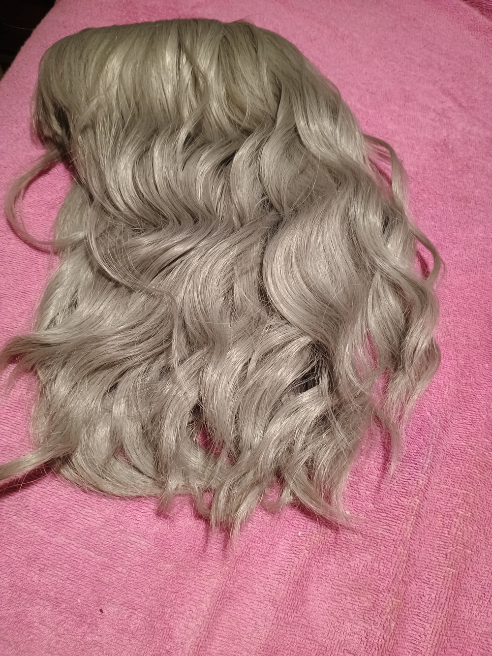 Silvery Gray Wavy Synthetic Hairpiece for Women
